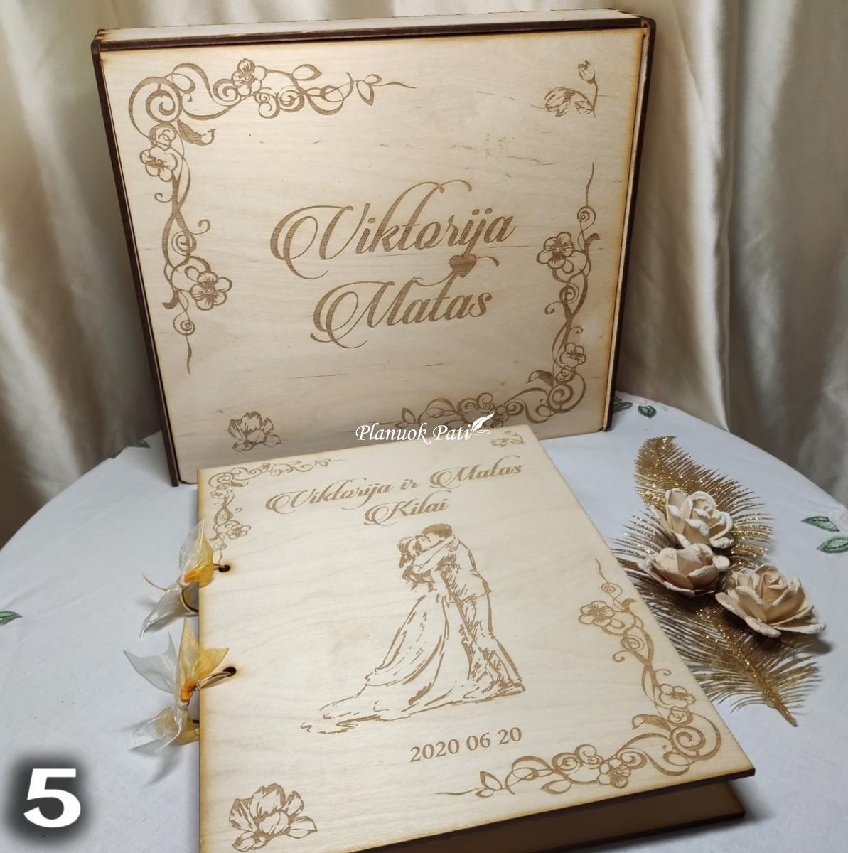 Svečių palinkėjimų knyga A4 formato