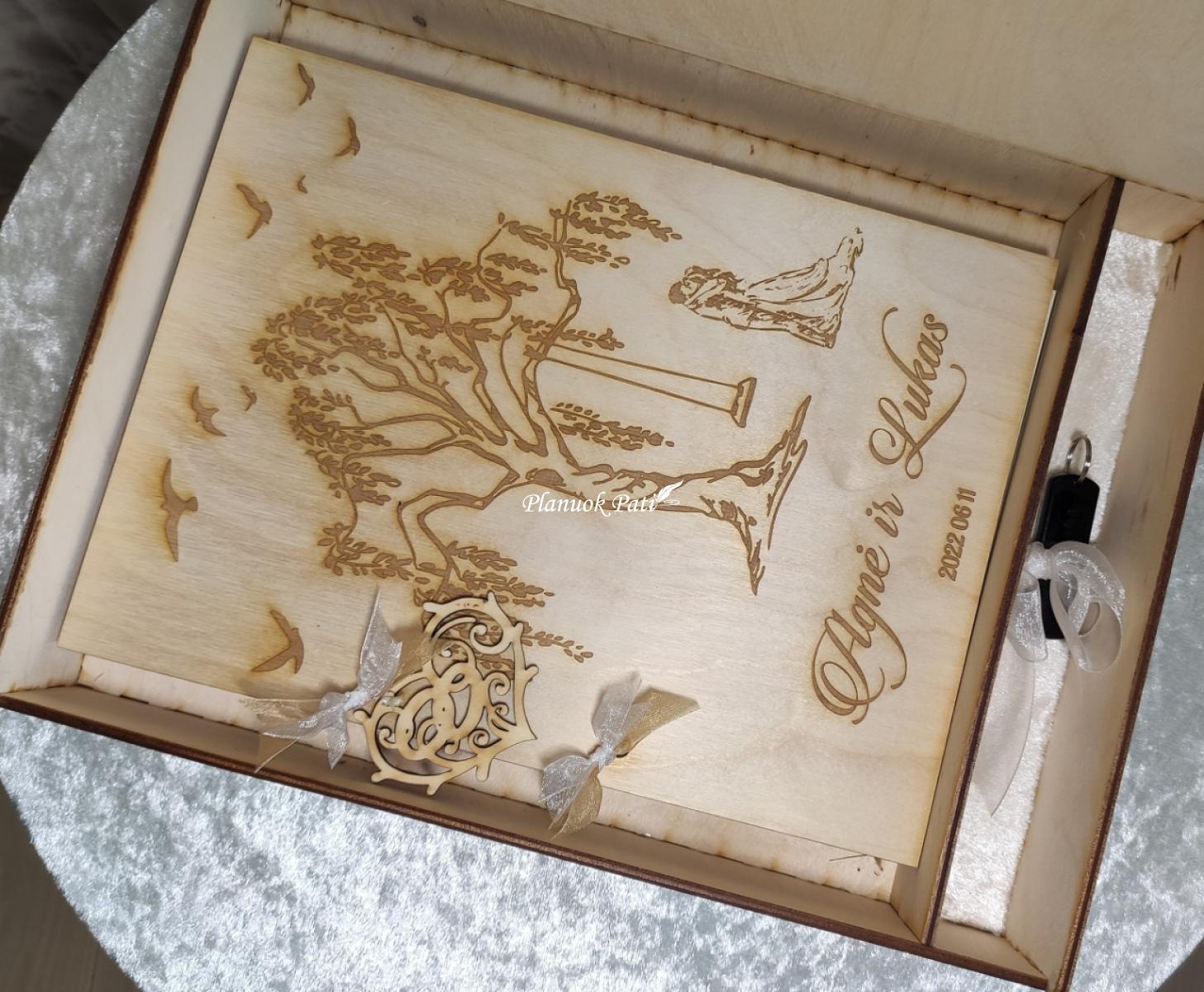 Svečių palinkėjimų knyga A4 formato