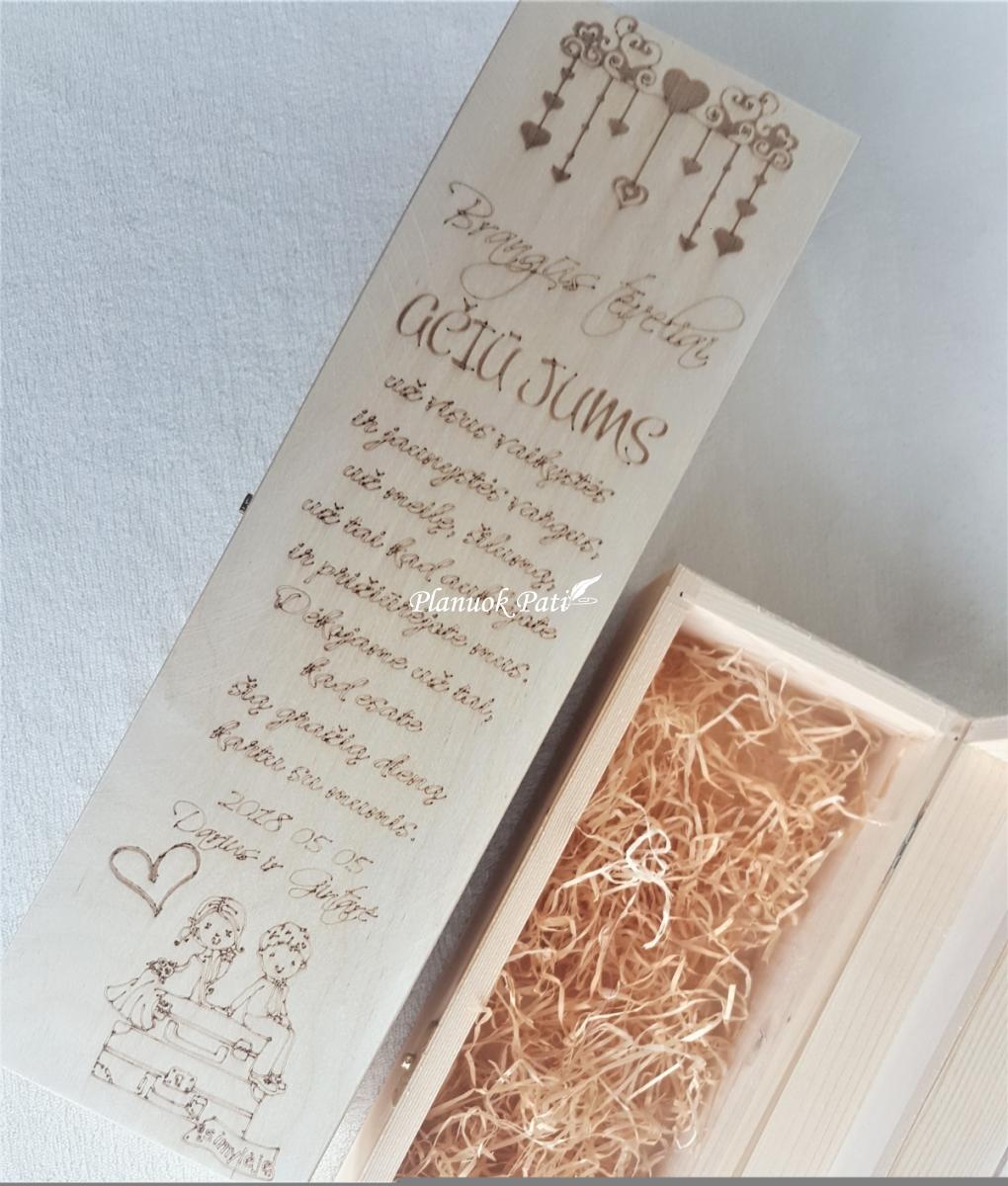 Padėka-dovana tėvams - vyndėžė