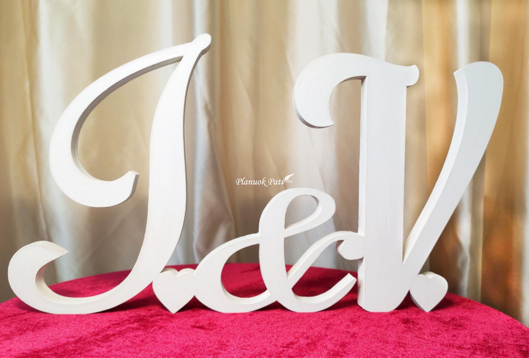 Pastatomas užrašas