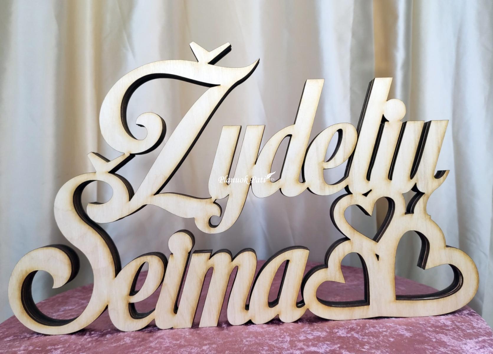 Pastatomas užrašas