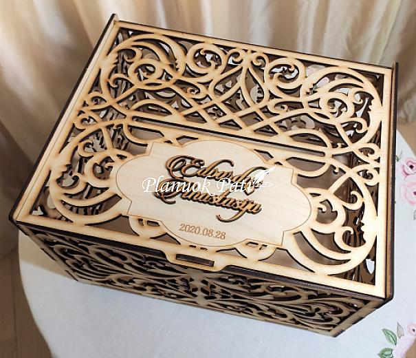 Medinė dėžutė vokams (didelė)