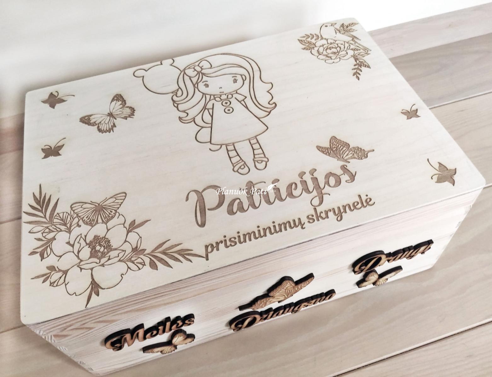 Krikštadėžė - prisiminimų skrynelė (35x24x15cm)