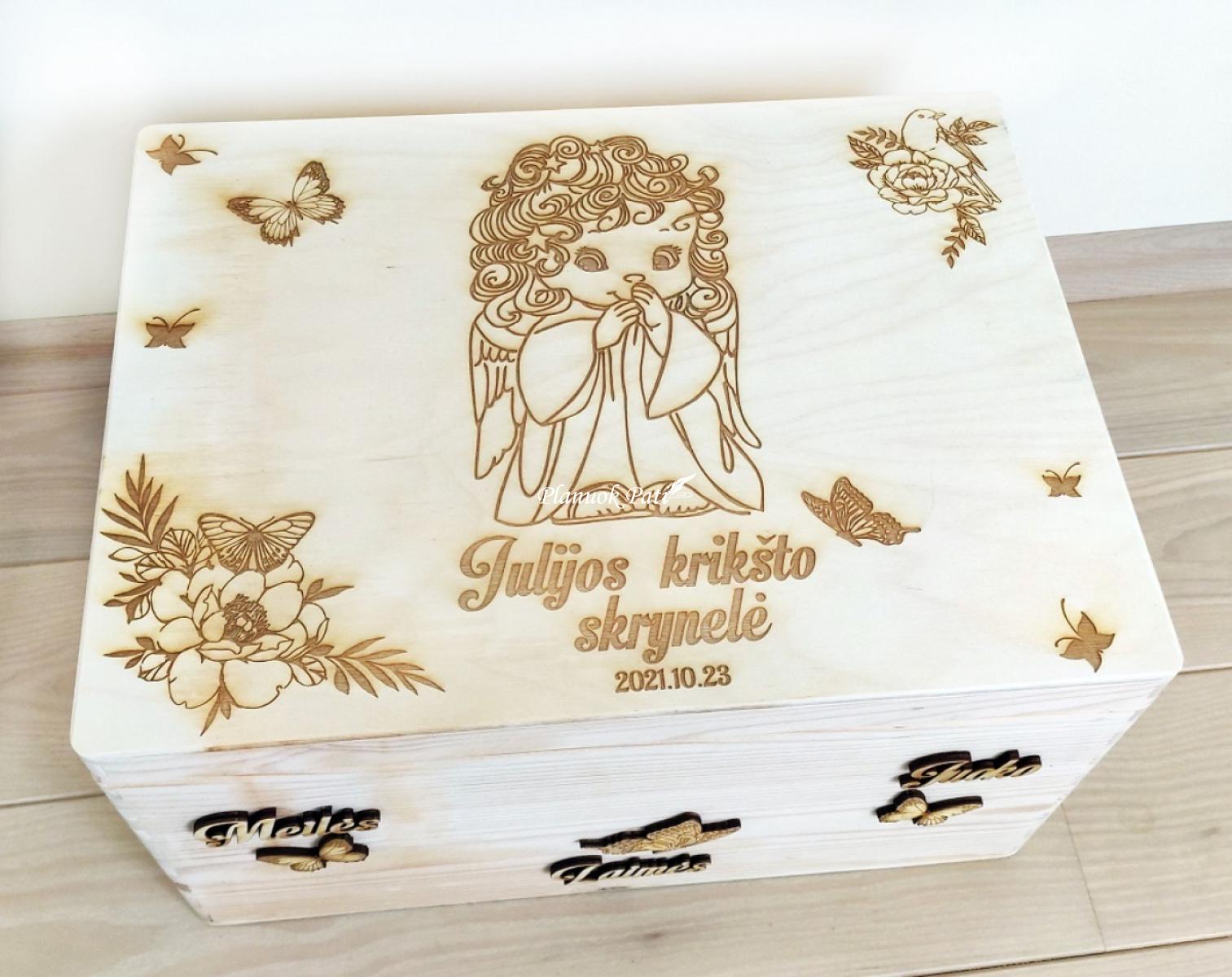 Krikštadėžė - prisiminimų skrynelė (35x24x15cm)
