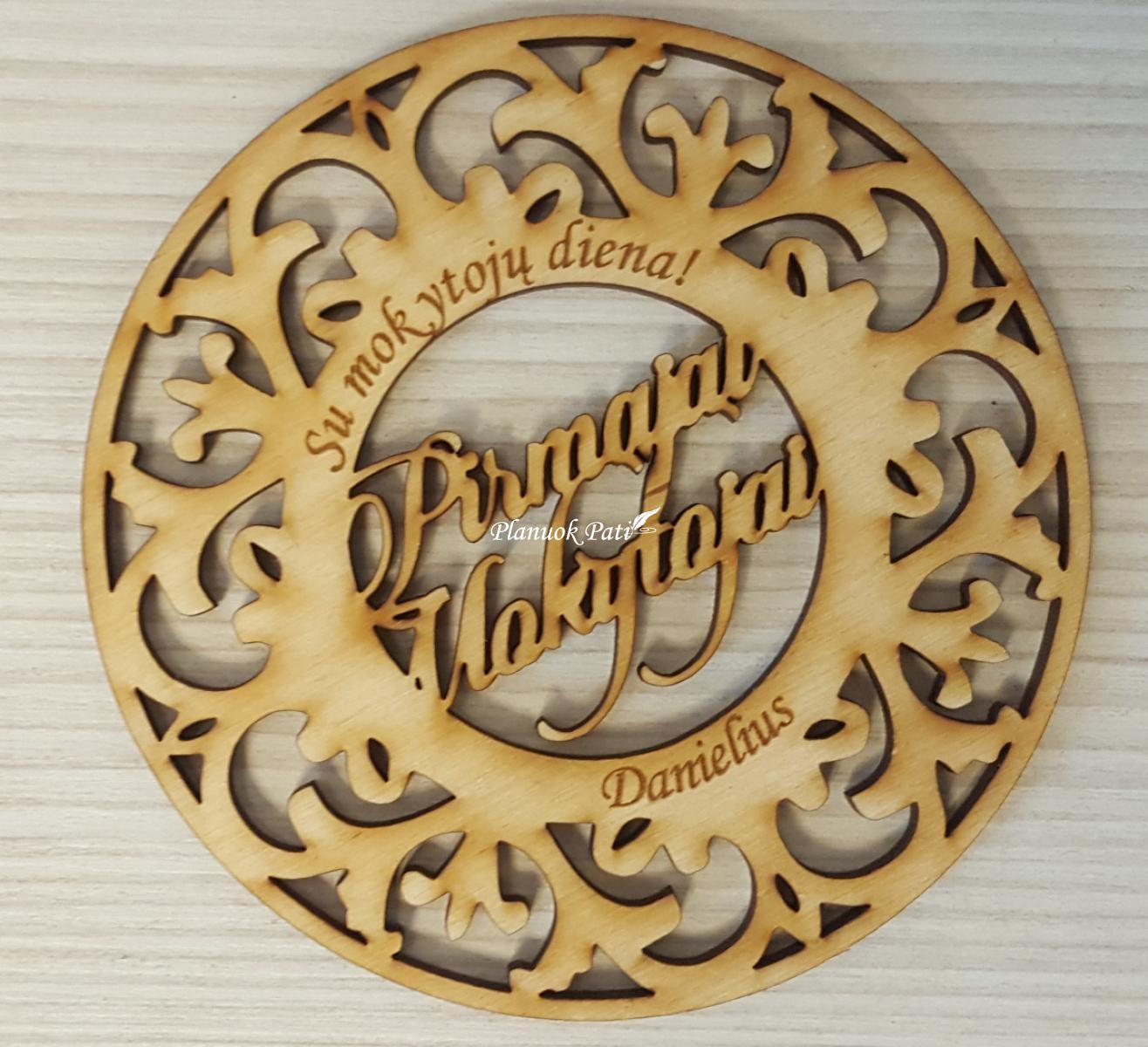 Medinis puodelio padėkliukas mokytojai