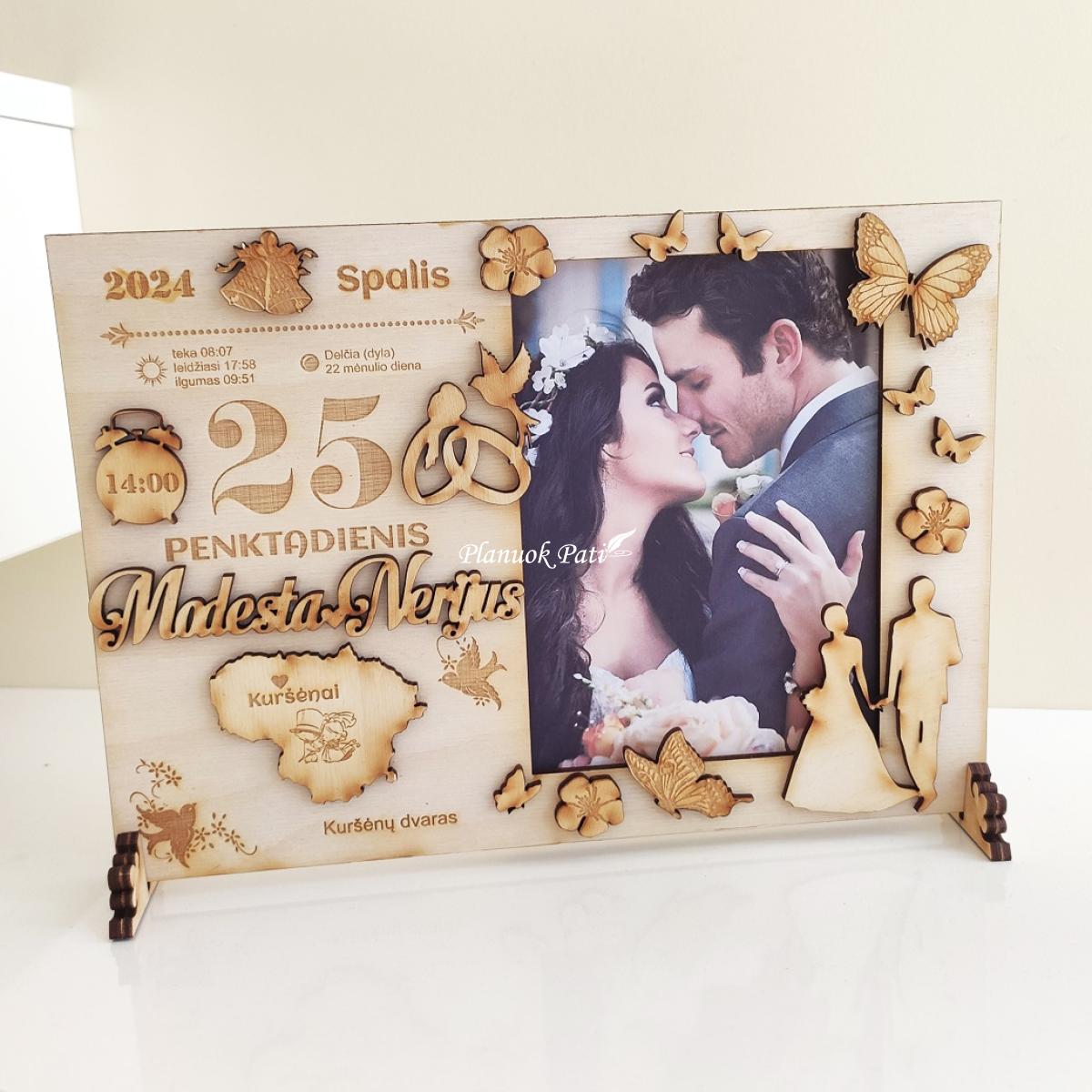 Vestuvių dienos metrikai su nuotrauka