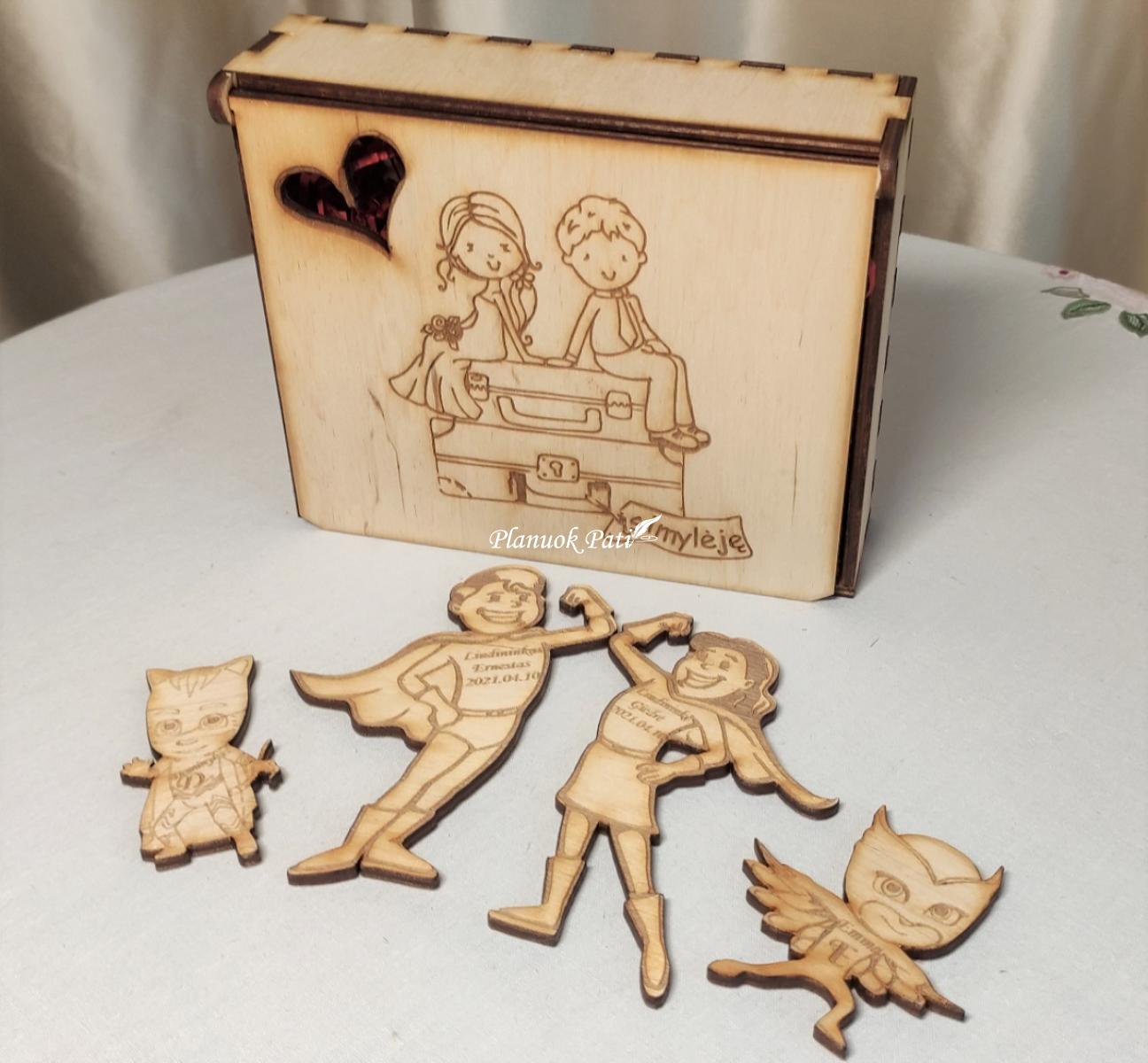 Pakvietimas arba padėka liudininkams/piršliams - trys superherojų magnetukai