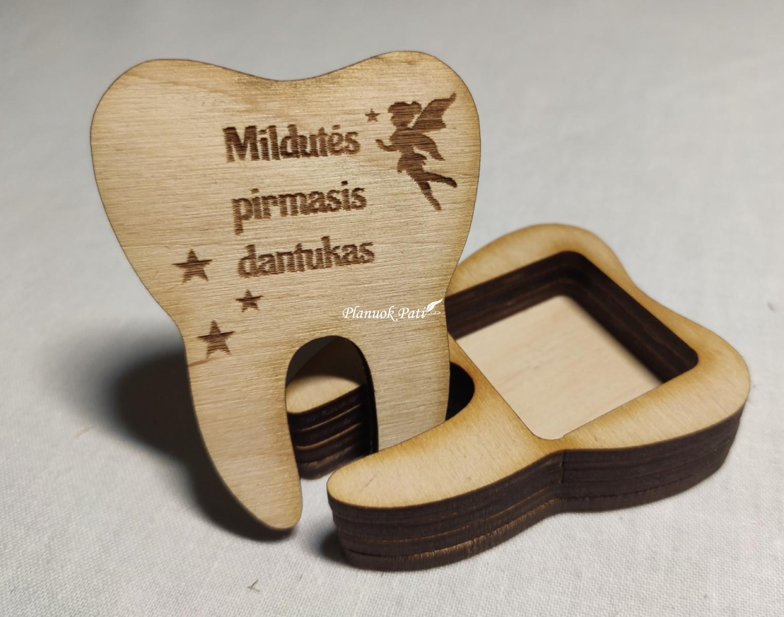 Pirmo dantuko dėžutė