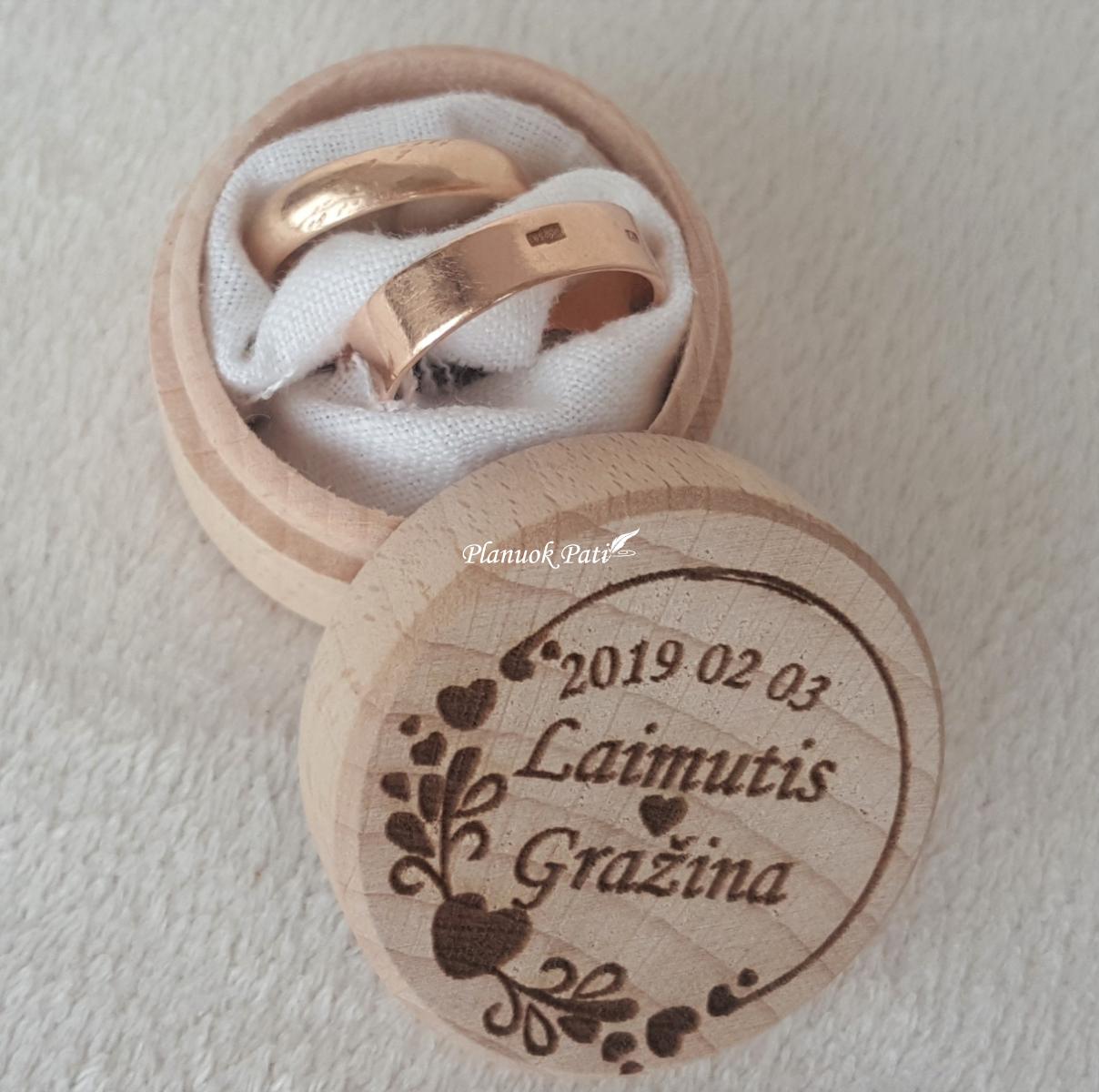 Apvali dėžutė vestuviniams žiedams (maža)