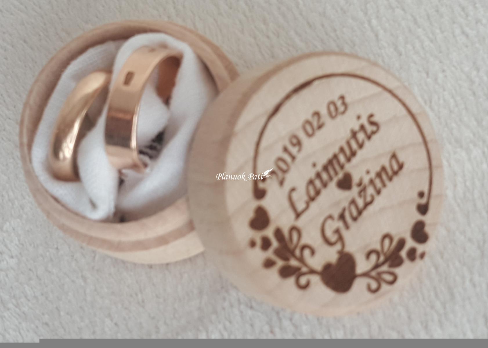 Apvali dėžutė vestuviniams žiedams (maža)