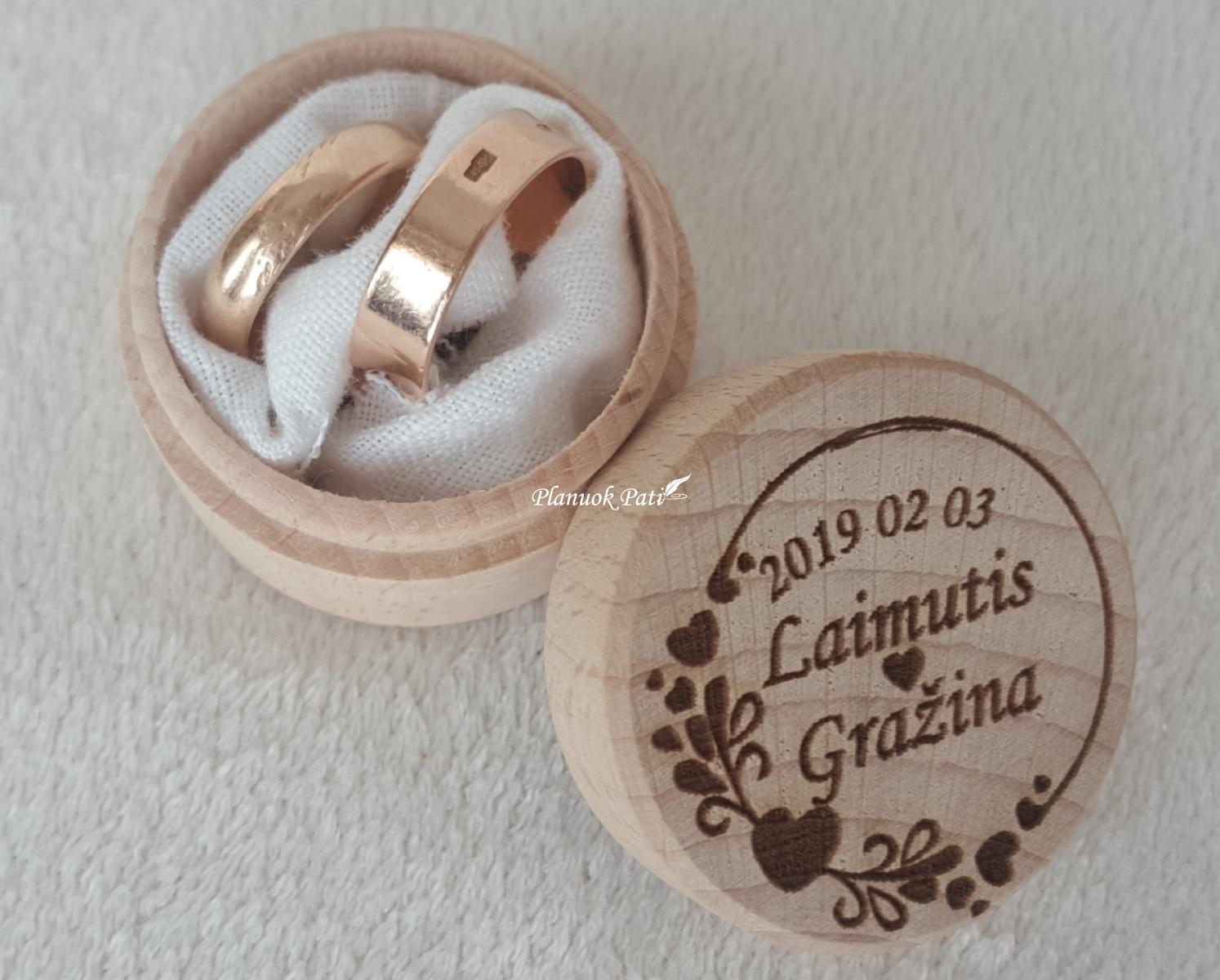 Apvali dėžutė vestuviniams žiedams (maža)