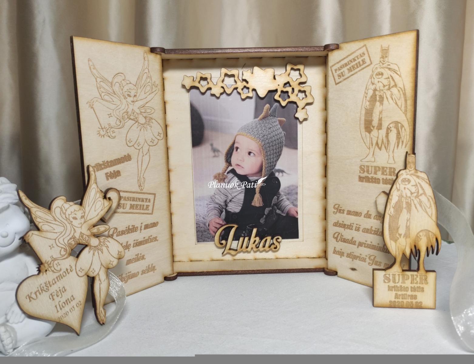 Padėka krikšto tėvams - super herojų magnetukai atverčiamuose rėmeliuose