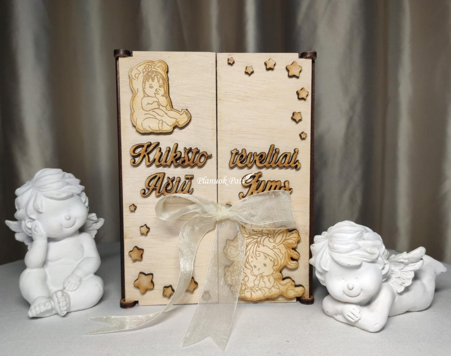 Kvietimas/padėka krikšto tėveliams - angeliukas magnetukas atverčiamuose rėmeliuose