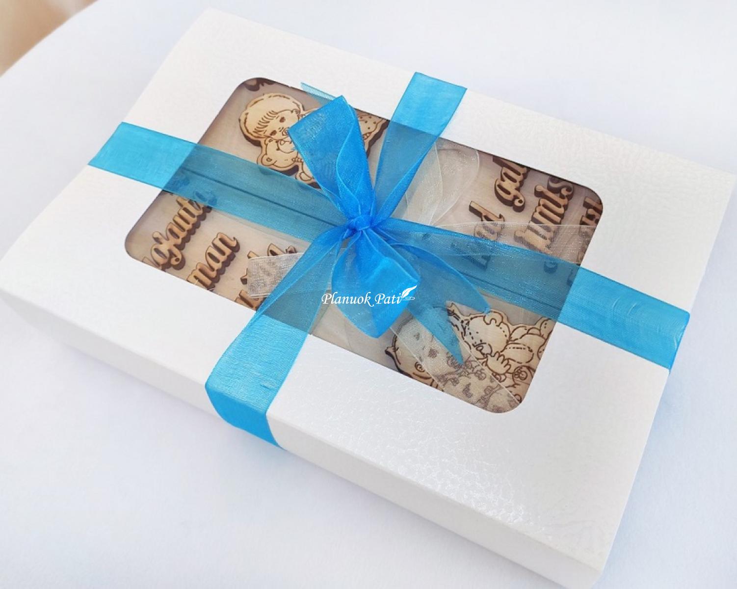 Kvietimas/padėka krikšto tėveliams - angeliukas magnetukas atverčiamuose rėmeliuose