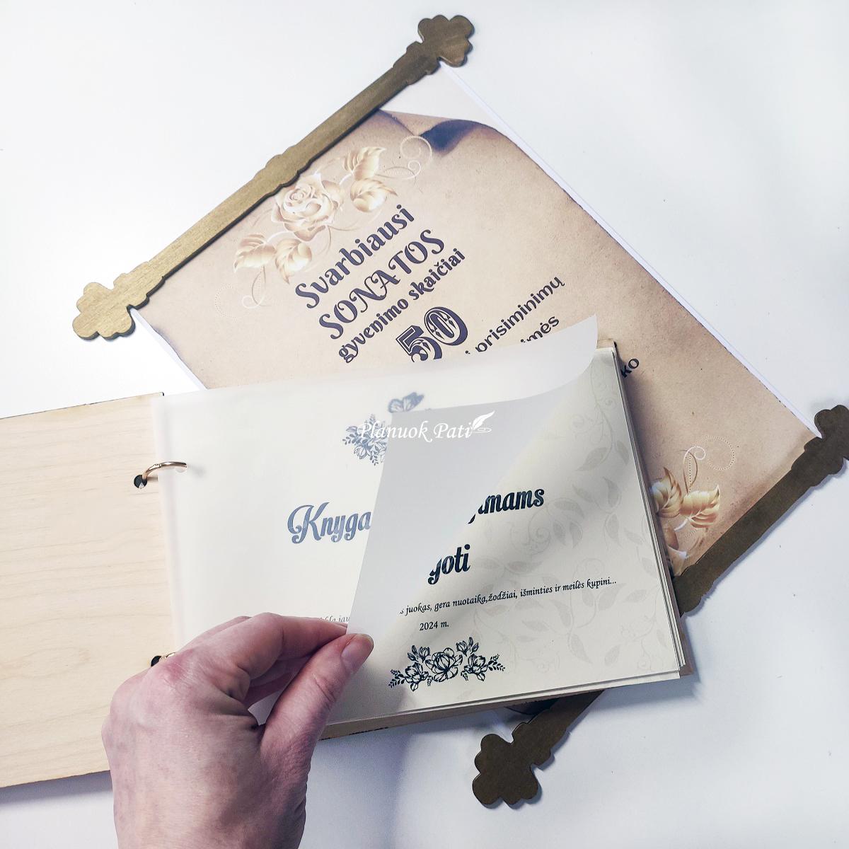 Jubiliejaus knyga dėžutėje (individualus dizainas)