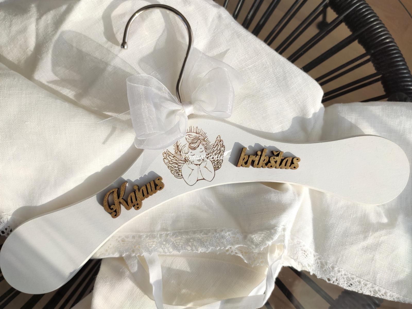 Pakabėlė krikšto rūbeliui