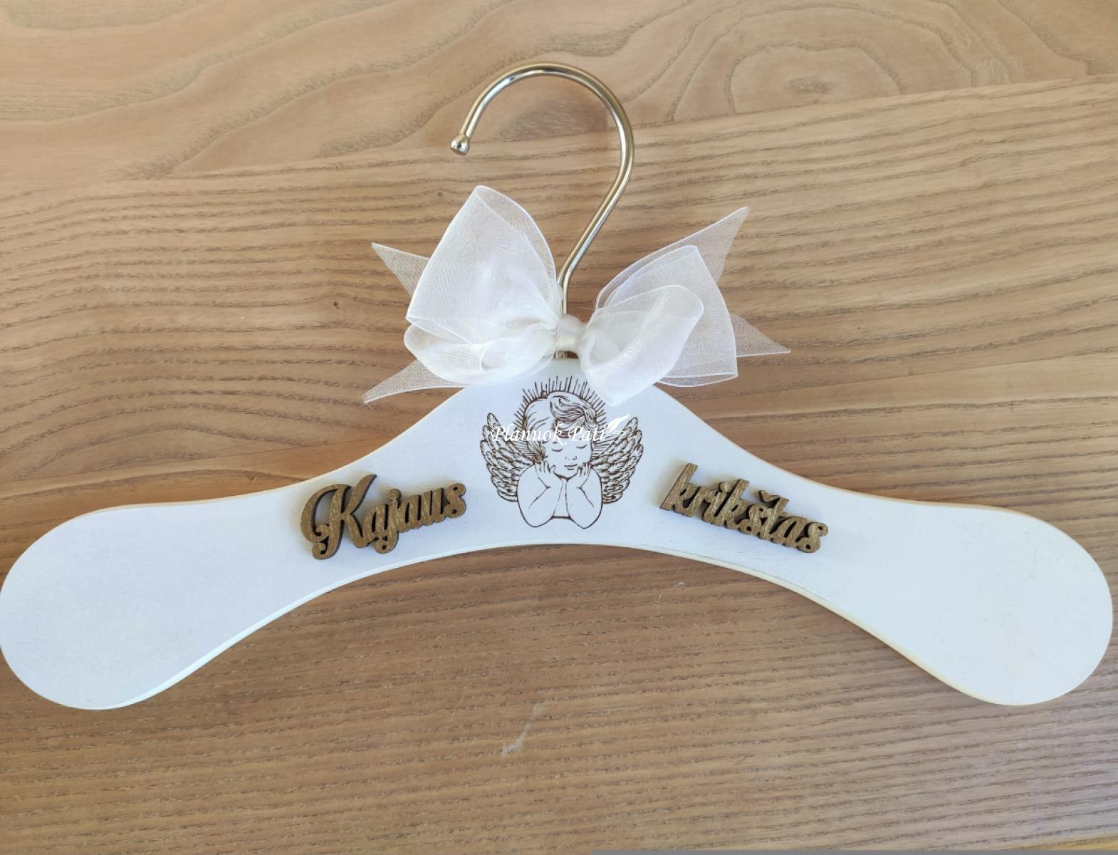 Pakabėlė krikšto rūbeliui