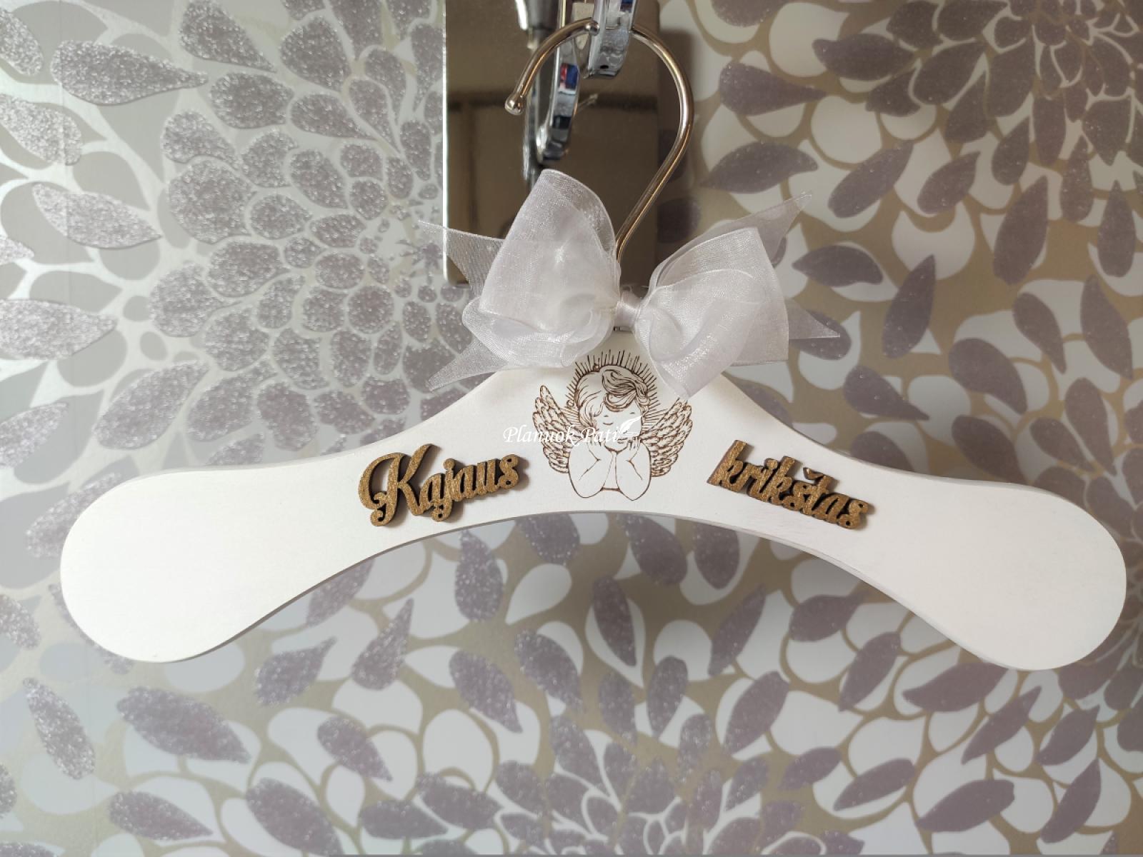 Pakabėlė krikšto rūbeliui