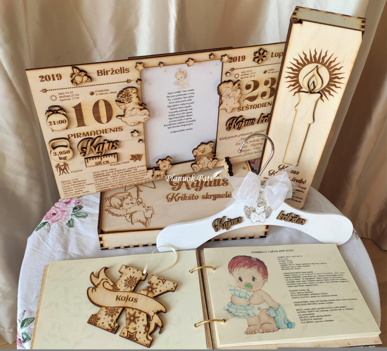 Pakabėlė krikšto rūbeliui