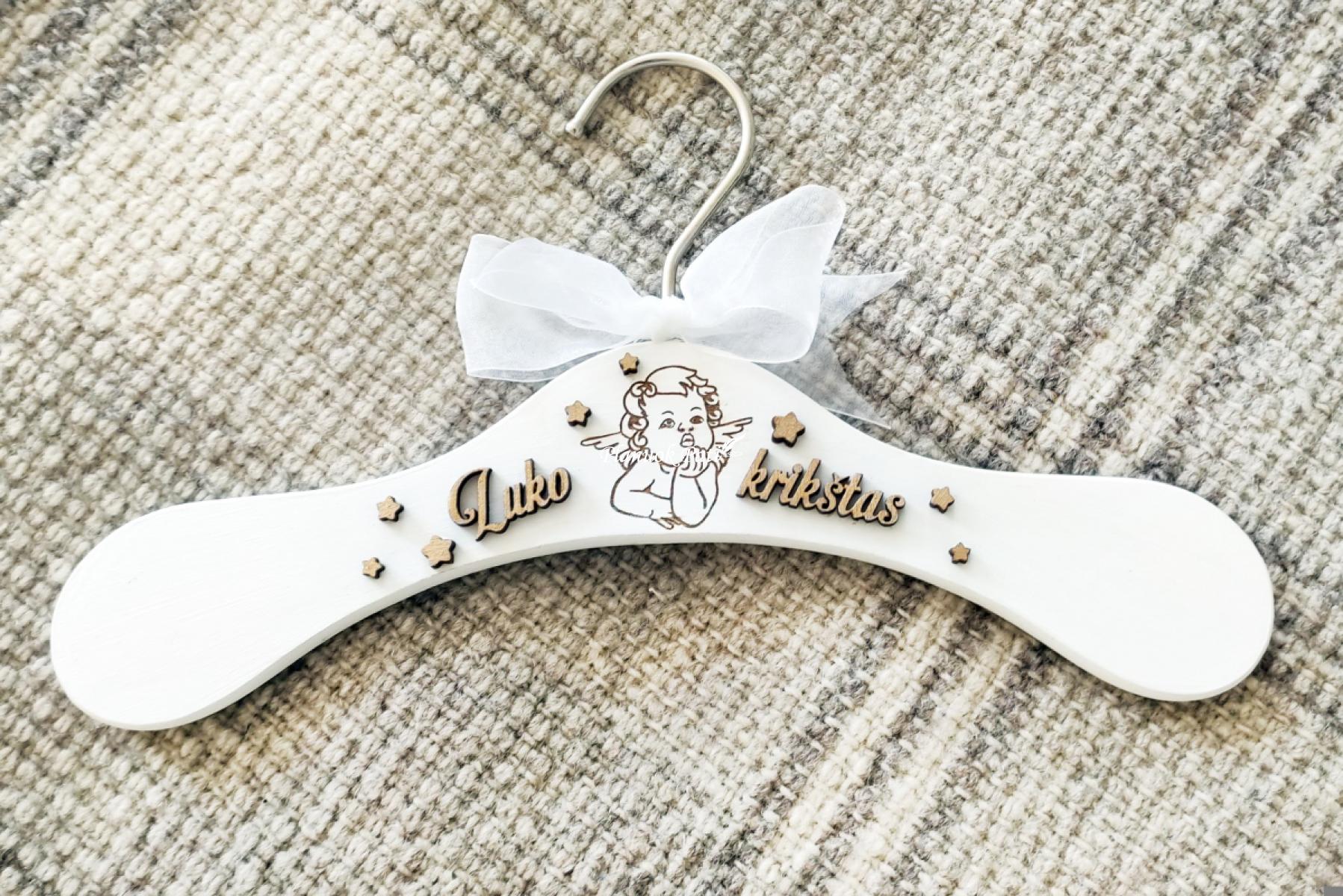 Pakabėlė krikšto rūbeliui