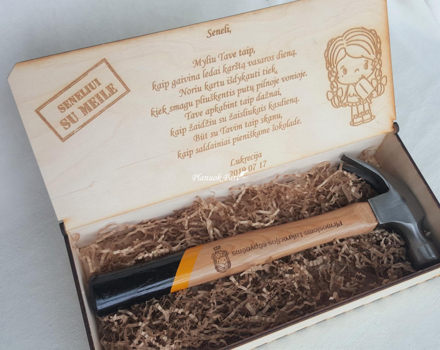 Prabangus komplektukas seneliams - plaktukas ir šaukštas