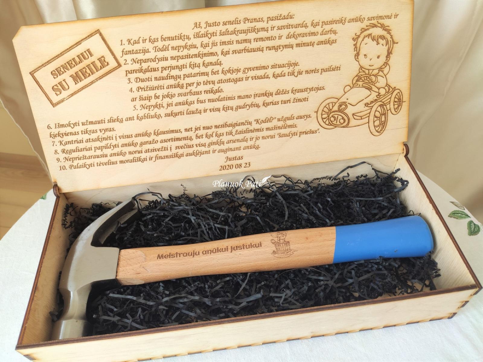 Prabangus komplektukas seneliams - plaktukas ir šaukštas