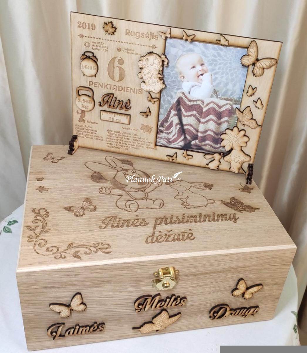 Prabangi ąžuolinė krikštadėžė (35x24x19cm)