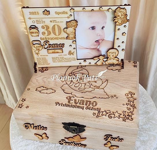 Prabangi ąžuolinė krikštadėžė (35x24x19cm)