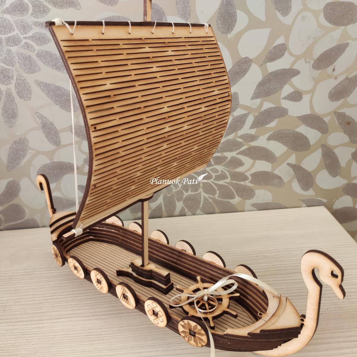 Laivas žiedams nešti