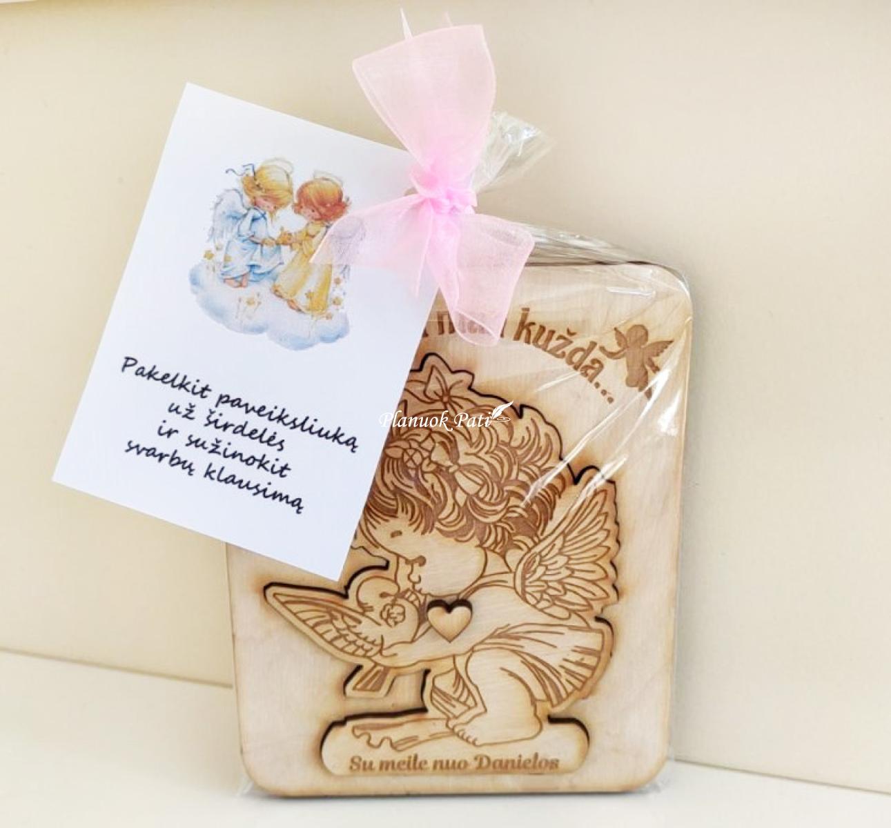 Kvietimas būti krikšto tėveliais - atkeliamas magnetukas