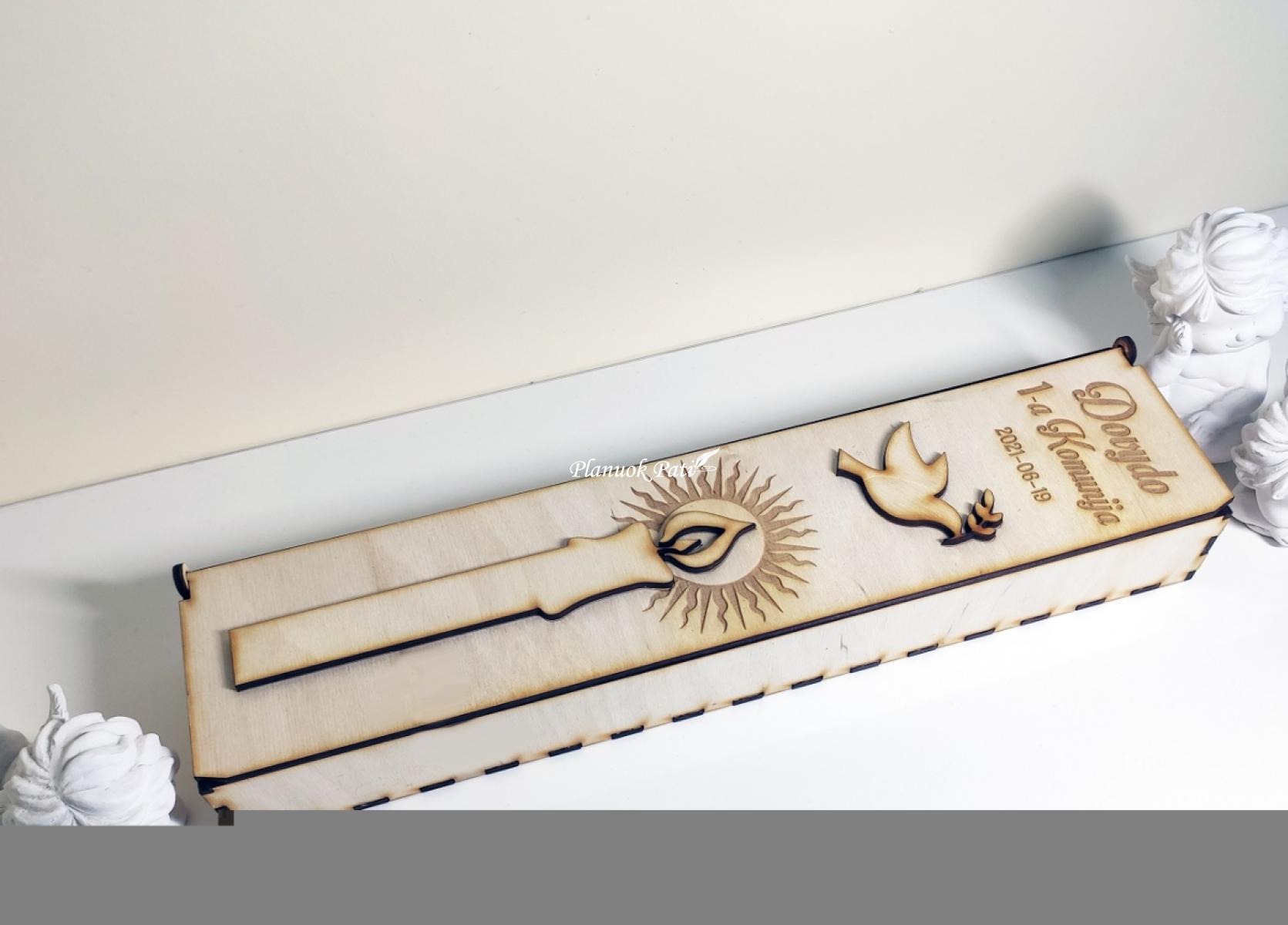 Pirmosios komunijos dėžutė žvakei