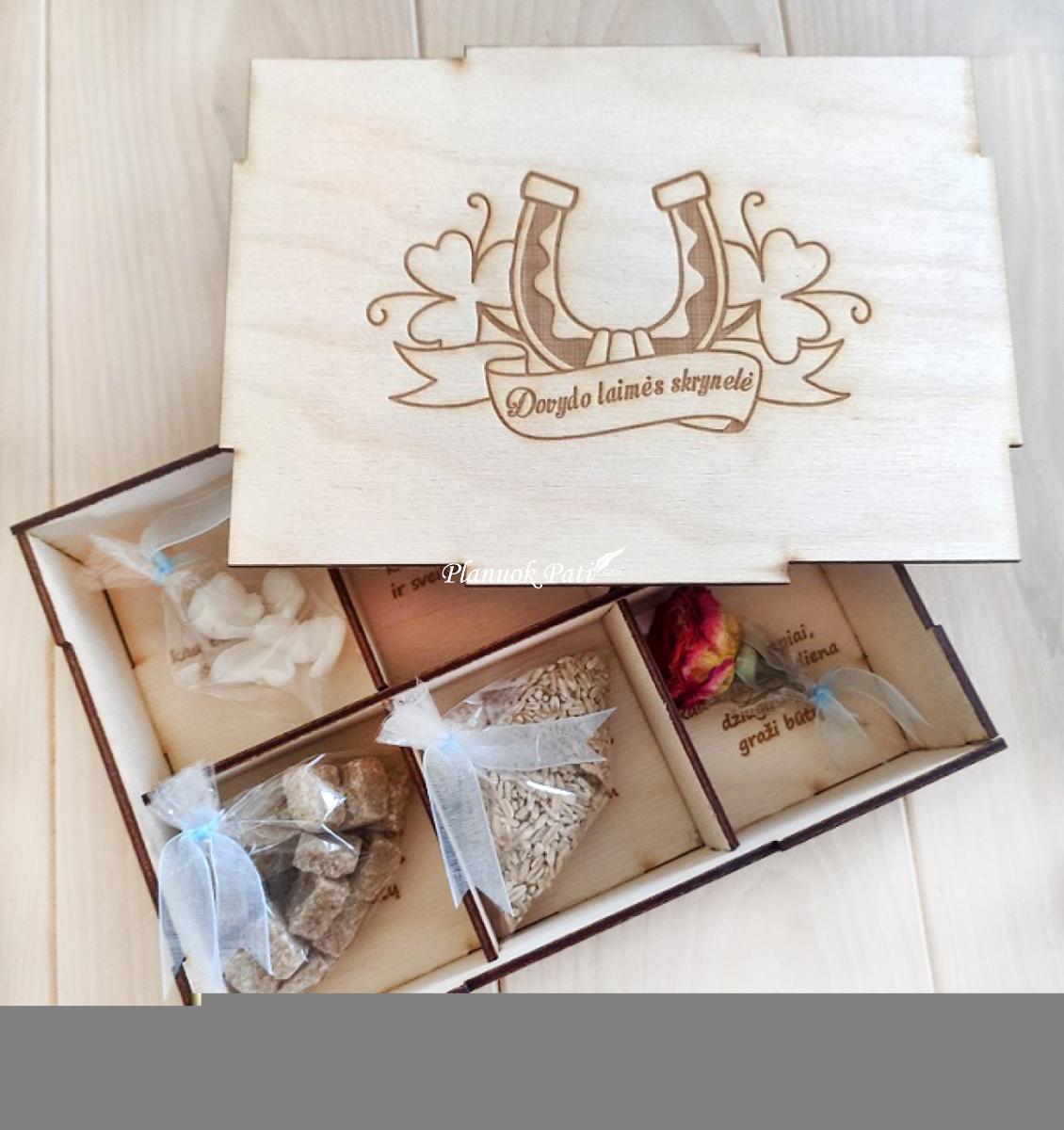 Pilna laimės skrynelė