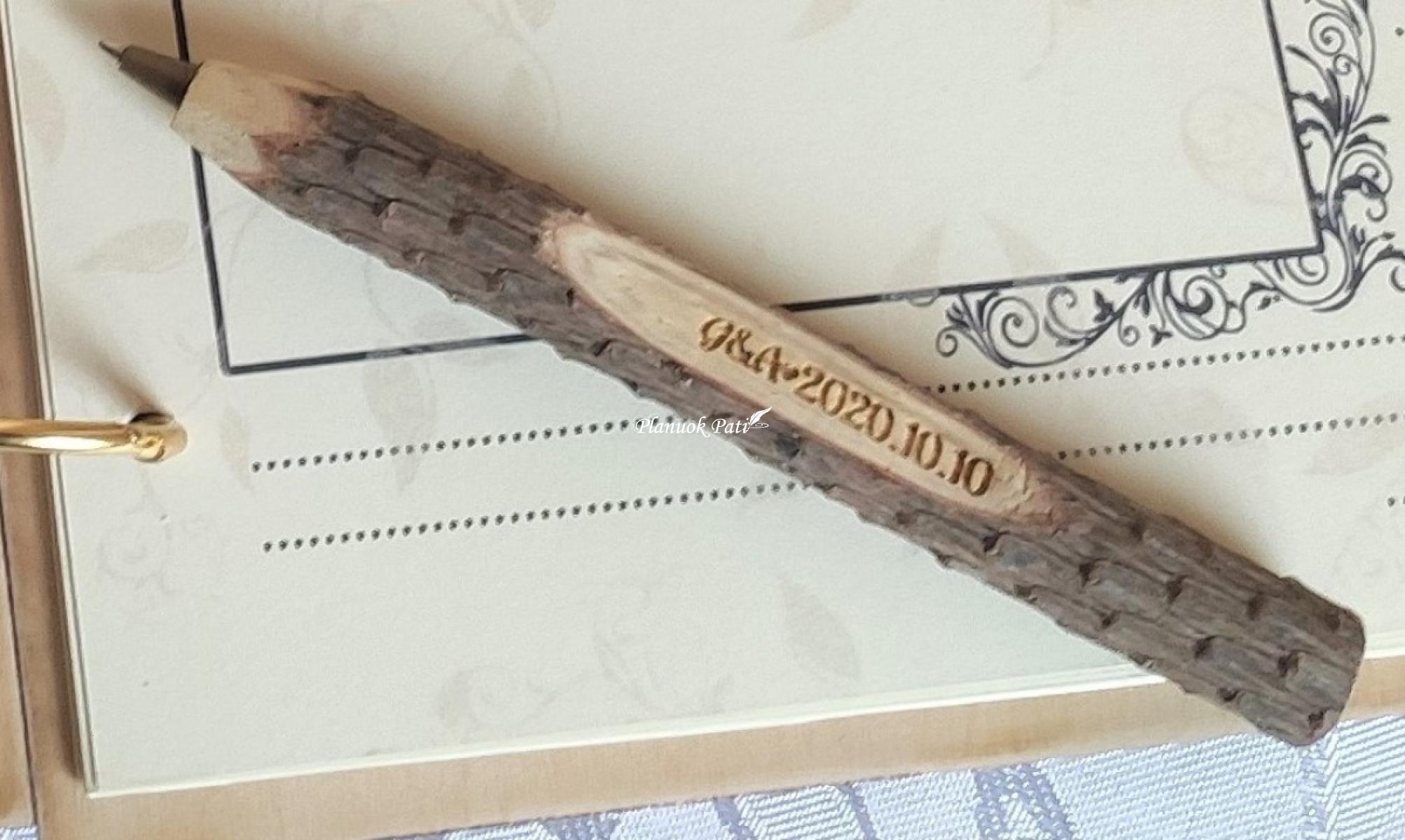 Medinis rašiklis su individualiu graviravimu