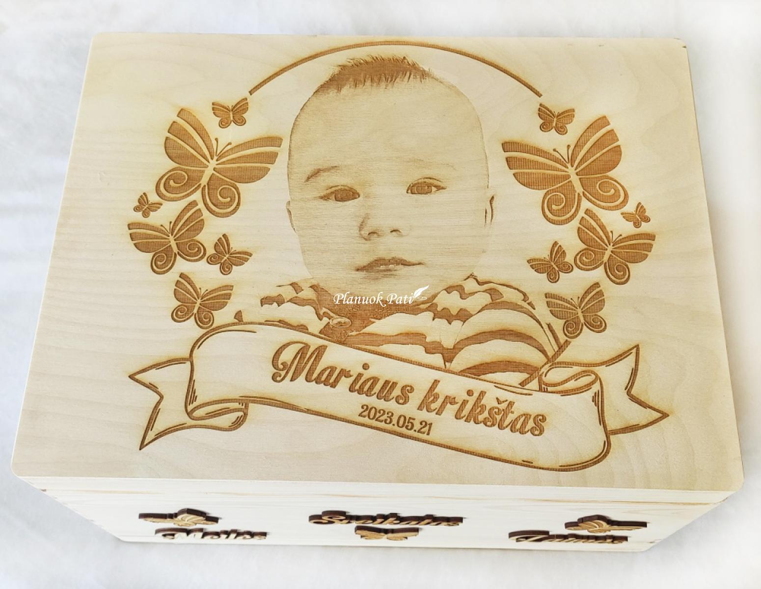 Krikštadėžė - prisiminimų skrynelė su graviruota nuotrauka