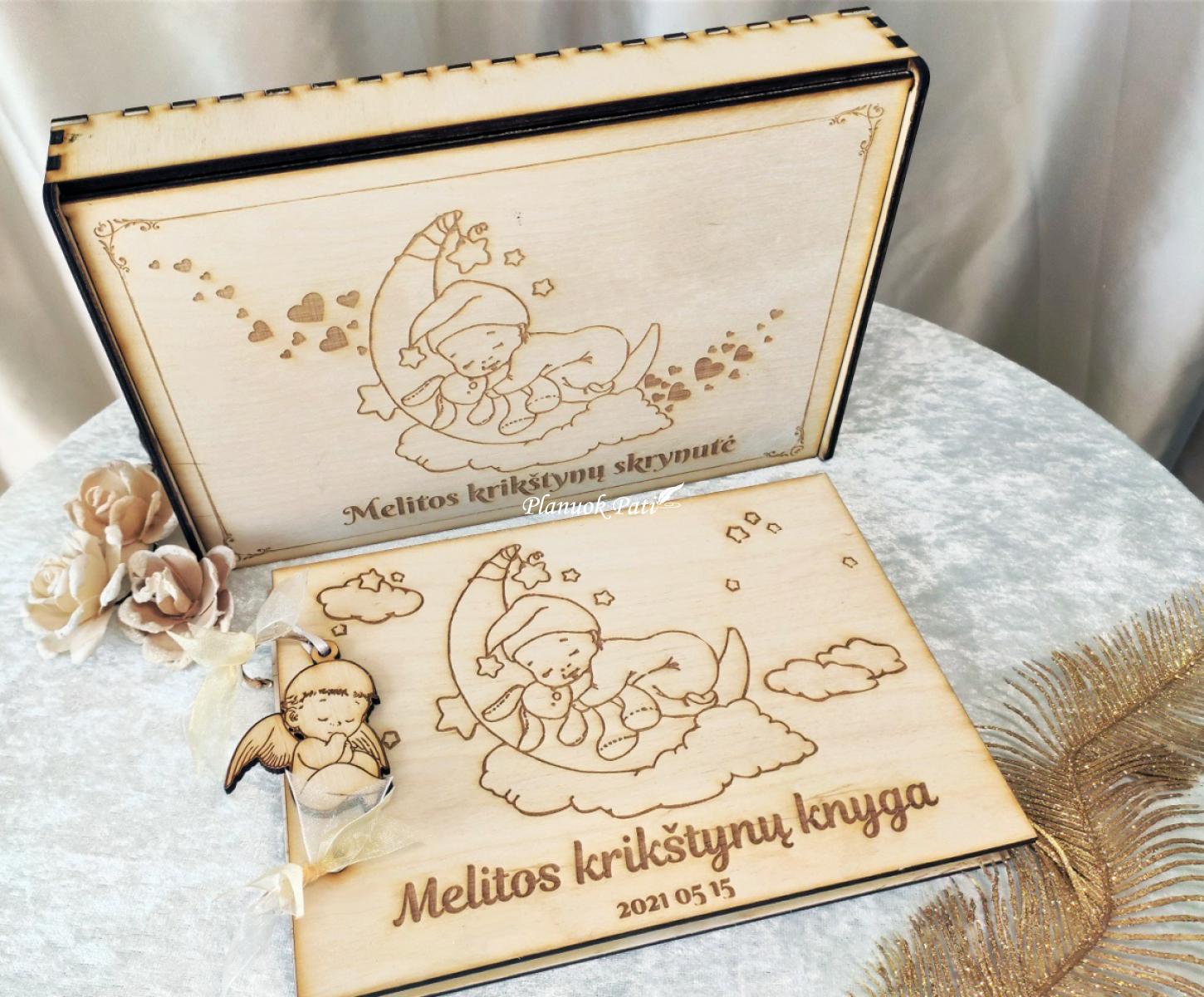 Krikštynų knyga (su anketomis svečiams)