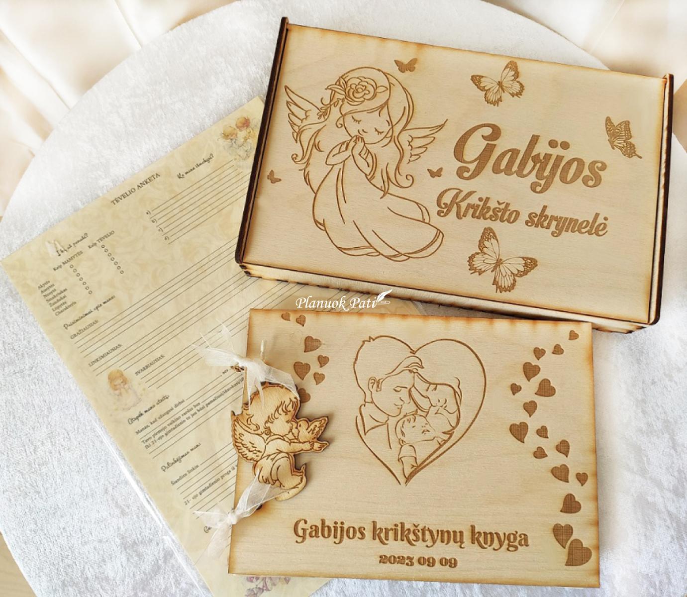 Krikštynų knyga (su anketomis svečiams)