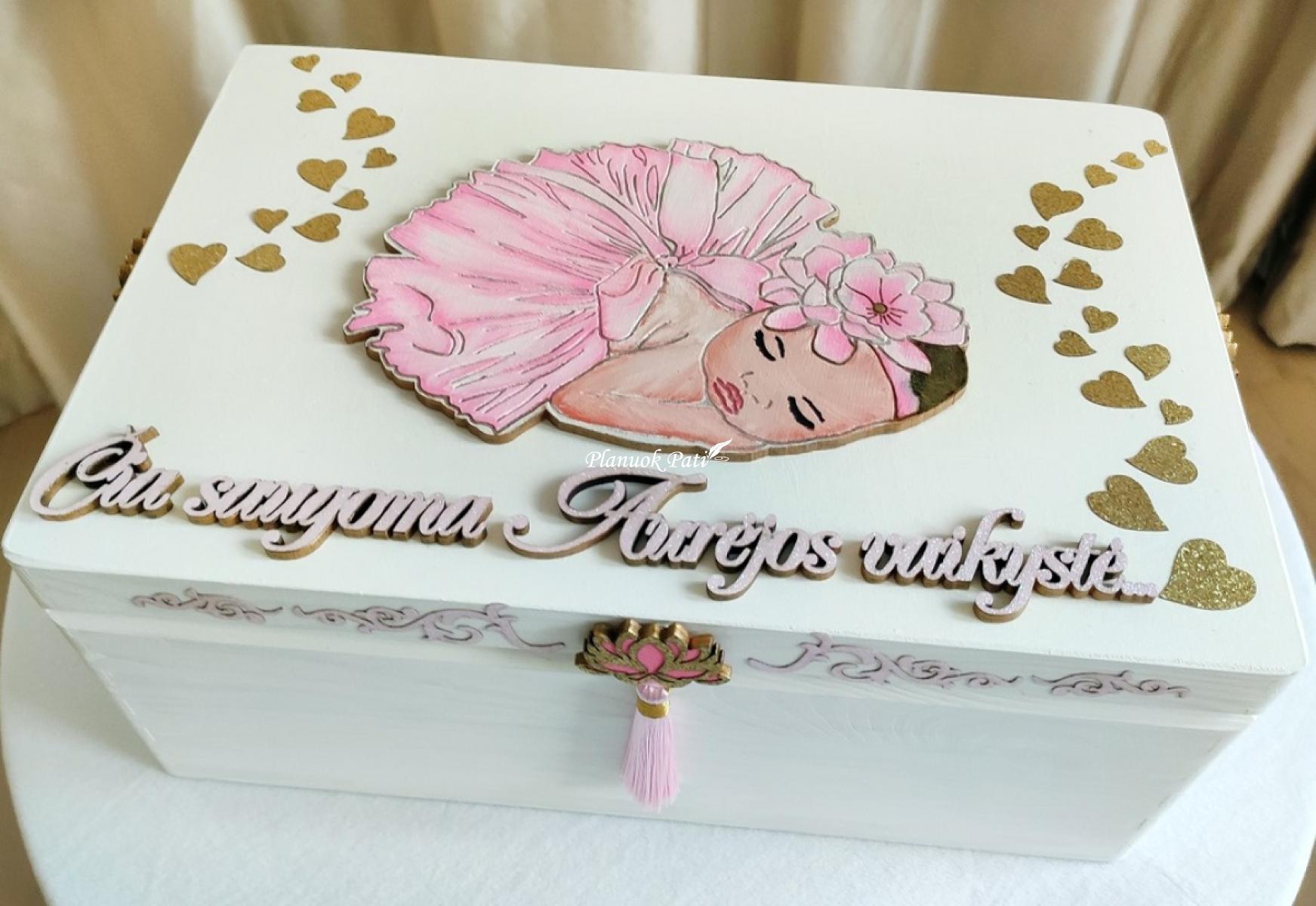 Tapyta krikštadėžė (individualus dizainas)