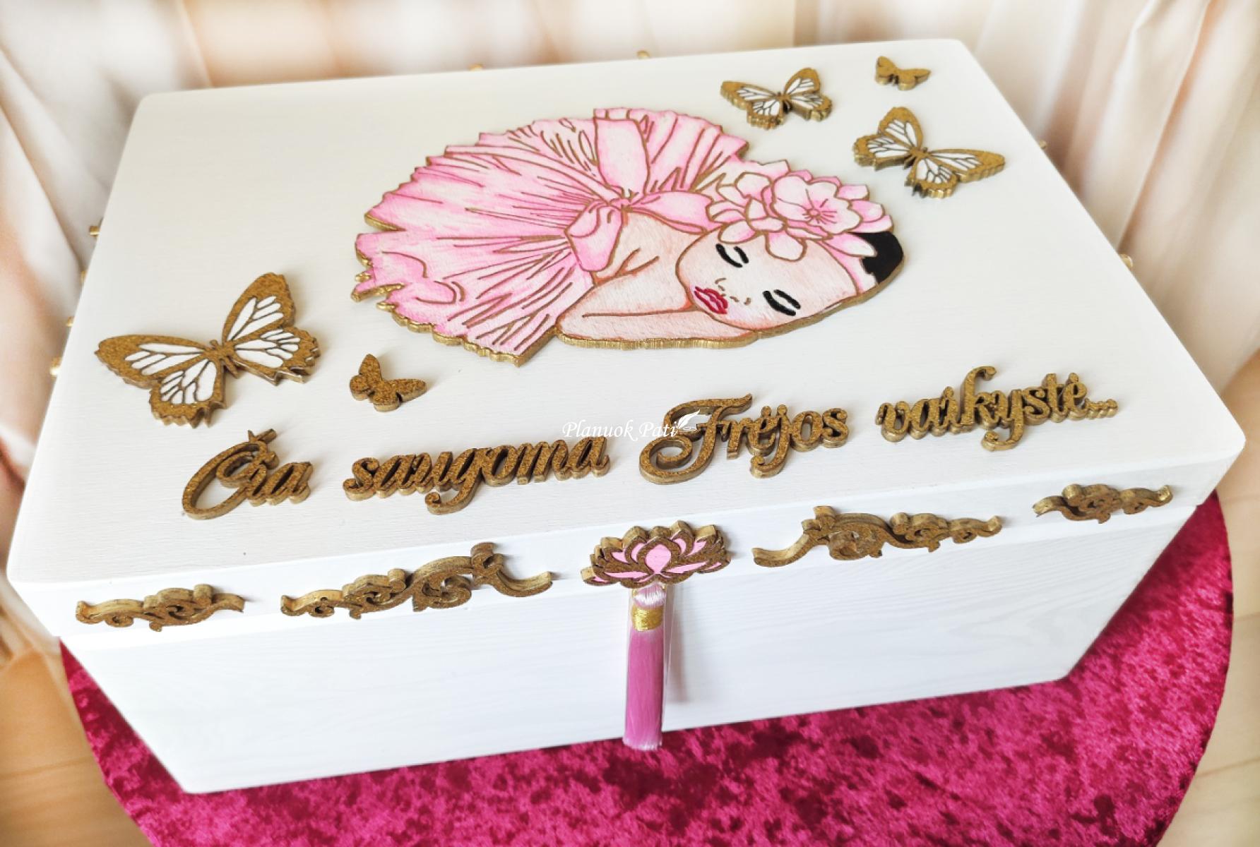 Tapyta krikštadėžė (individualus dizainas)