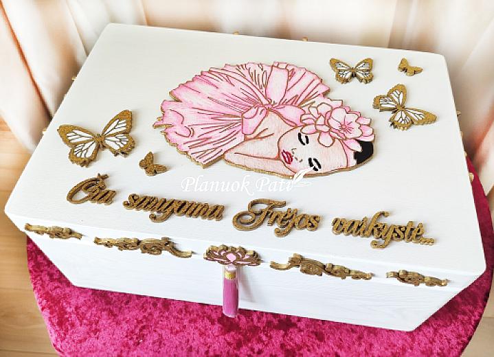 Tapyta krikštadėžė (individualus dizainas)