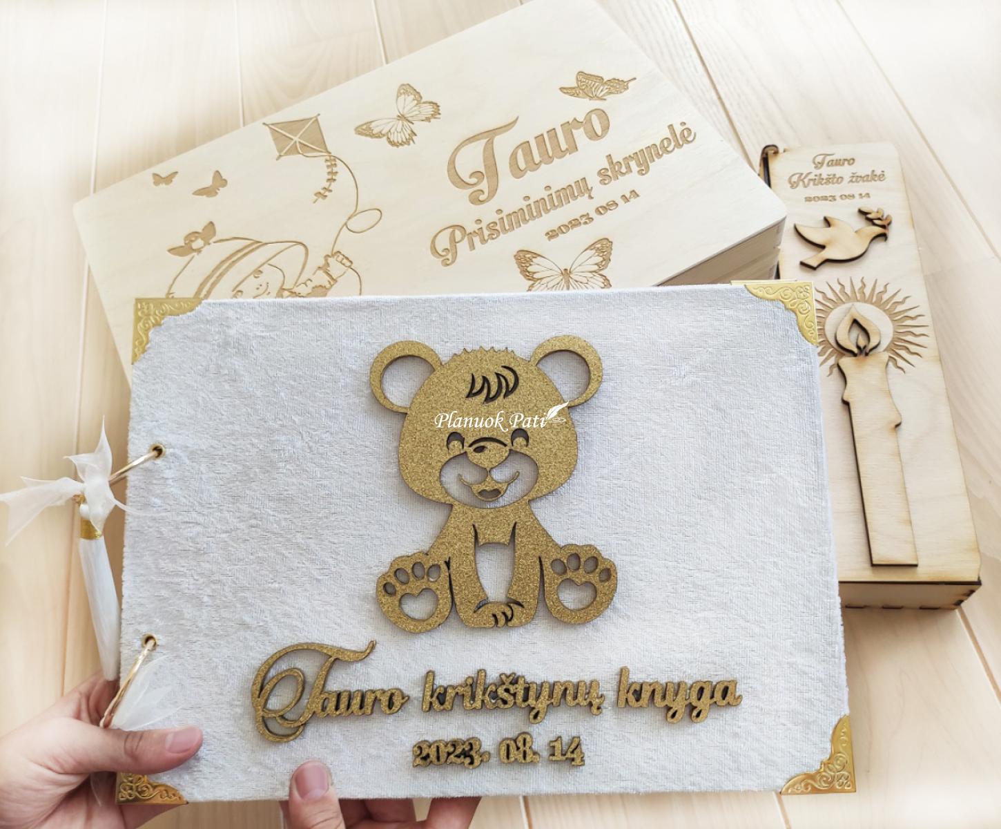 Krikštynų palinkėjimų knyga aksomo viršeliu