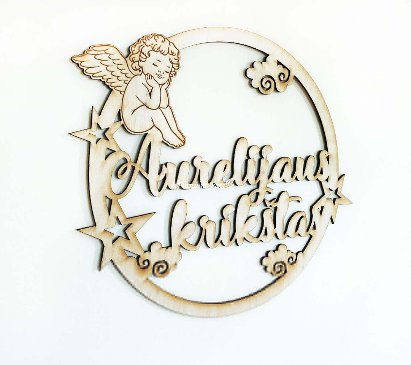 Krikštynų dekoracija ant sienos