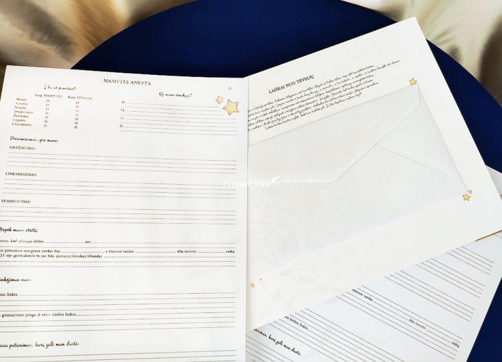 Aksominė krikštynų palinkėjimų knyga su individualiomis anketomis