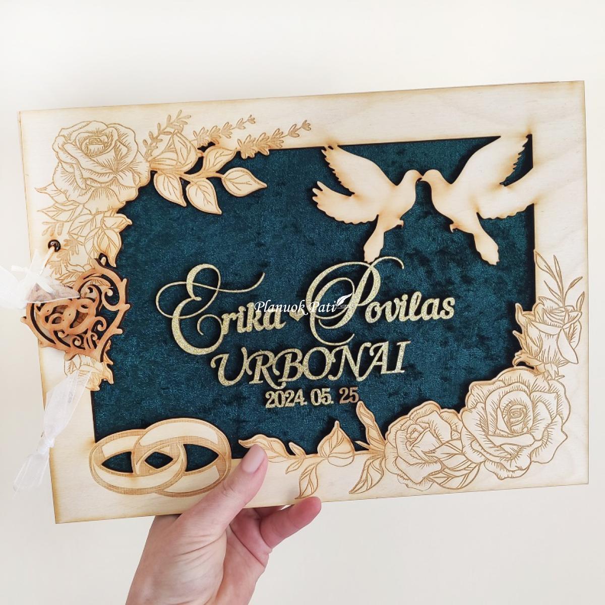 Vestuvių palinkėjimų knyga (medis ir aksomas)