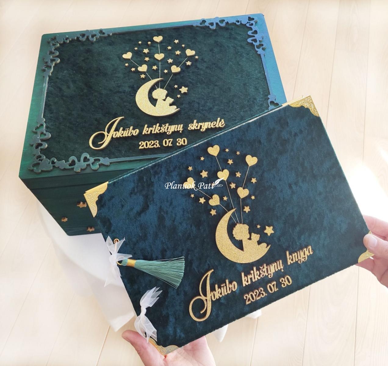 Krikštadėžė medis ir aksomas (40x30x22cm)