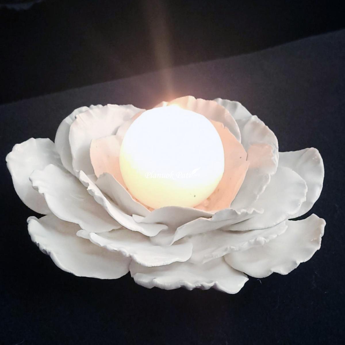 Šeimos židinys - Gėlės žiedas