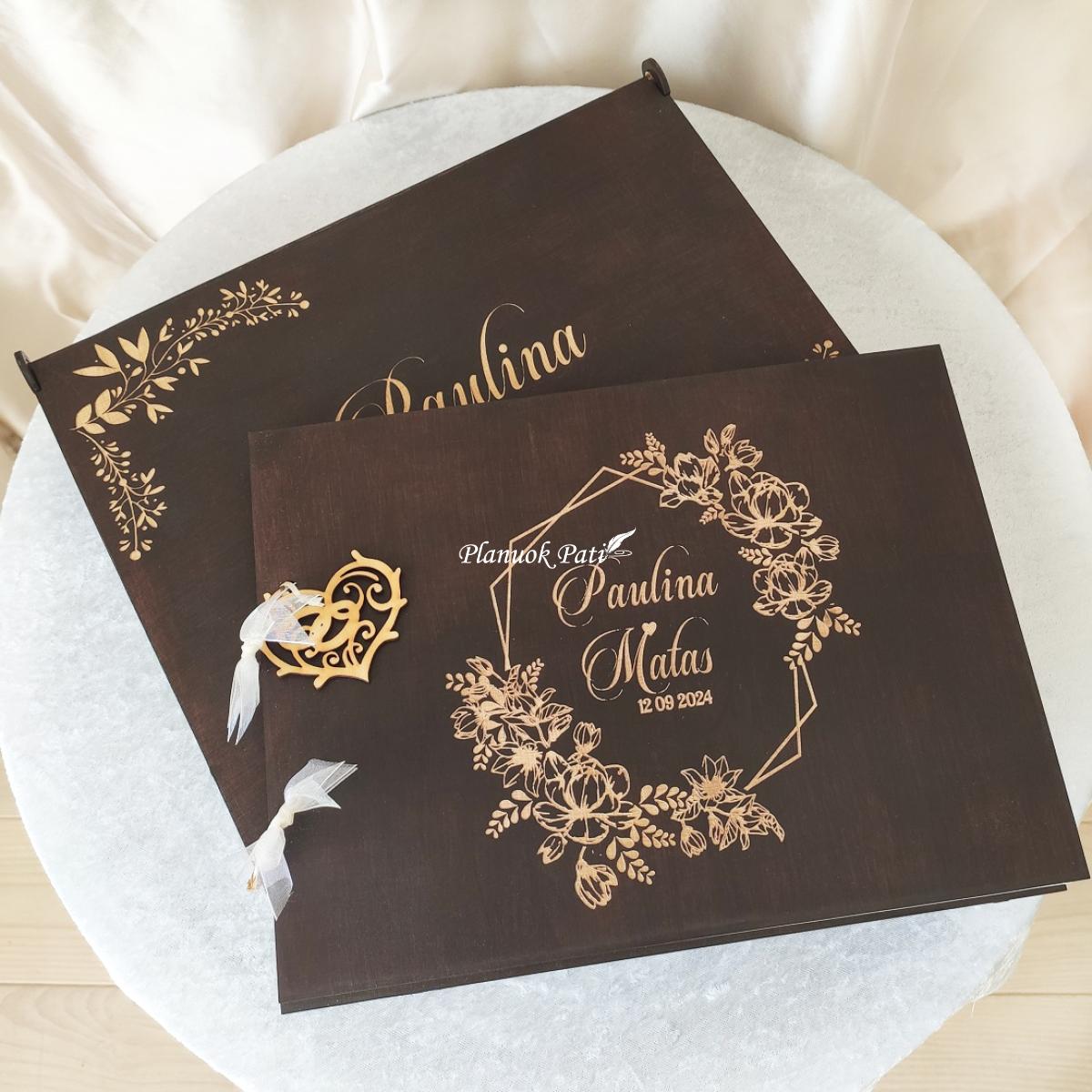 Vestuvių palinkėjimų albumas mediniu viršeliu