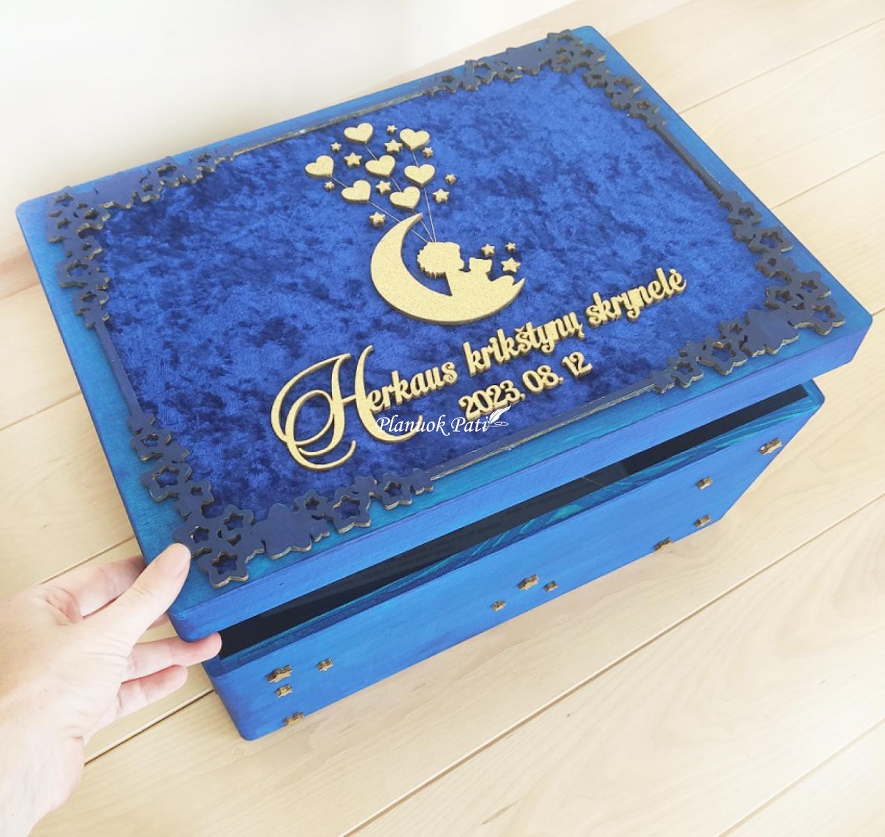 Komplektas krikštadėžė ir aksomo krikštynų knyga