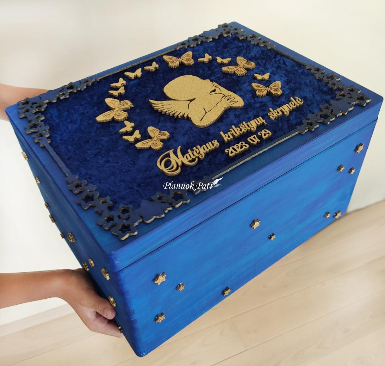 Komplektas krikštadėžė ir aksomo krikštynų knyga