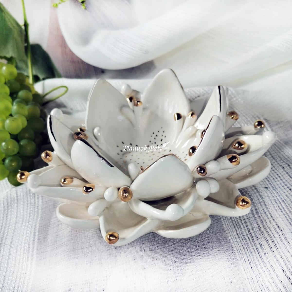 Šeimos židinys - Lelija su perlais