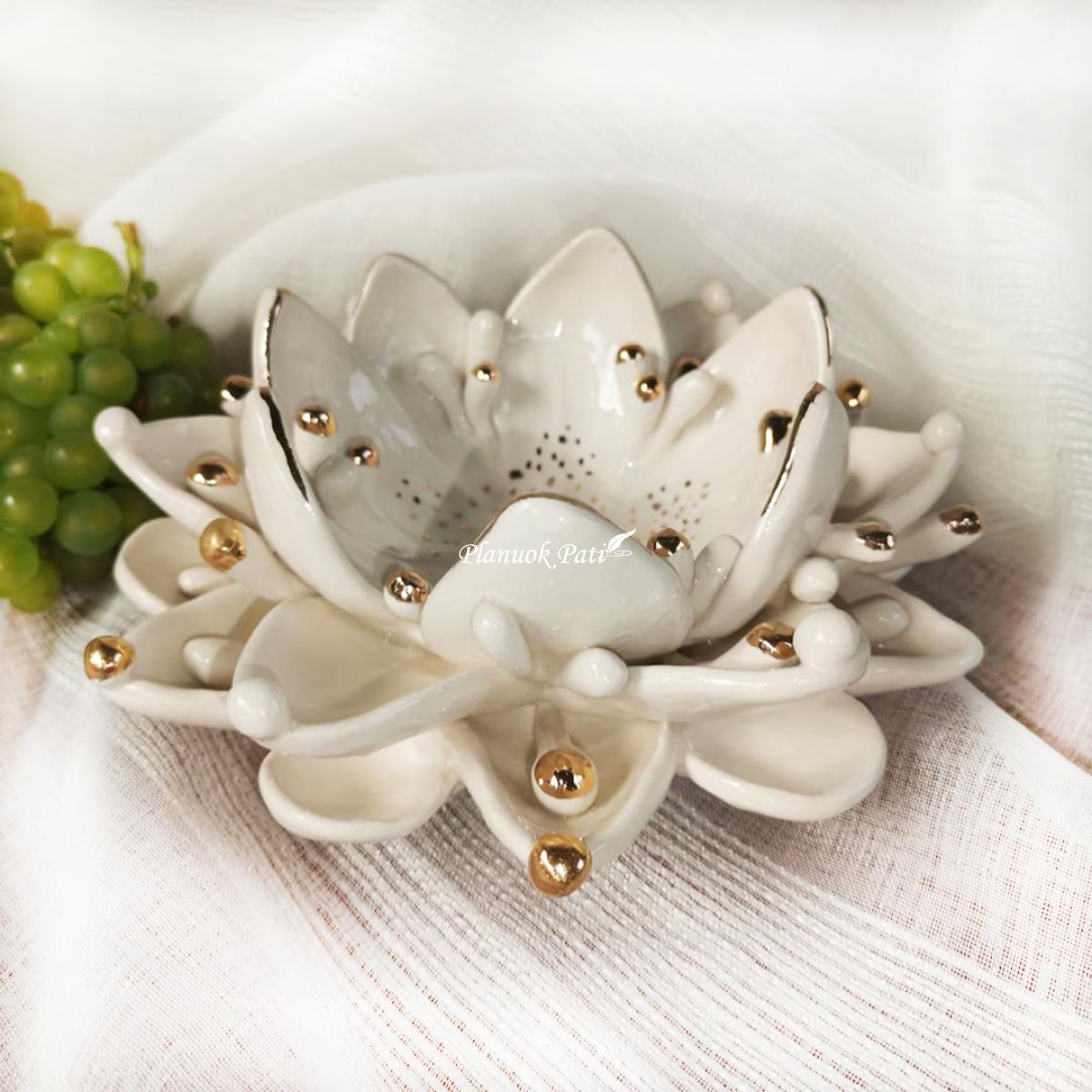 Šeimos židinys - Lelija su perlais